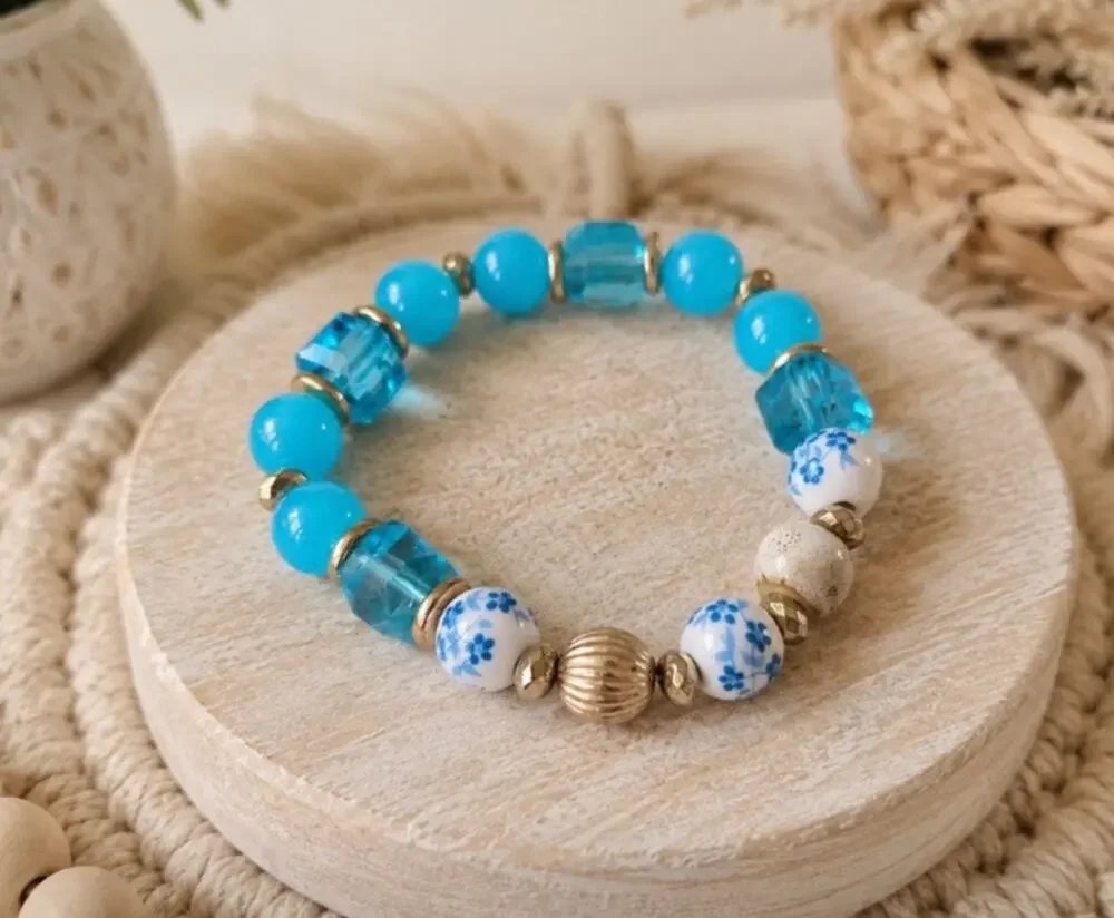 Blue Beaded Floral Stretch Bracelet New